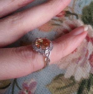 Stunning natural citrine gemstone ring